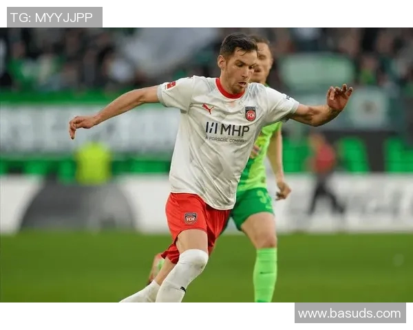 沃尔夫斯堡历经沉浮终破对手魔咒战悍将取得胜利 沃尔夫斯堡历经沉浮终破对手魔咒战悍将取得胜利