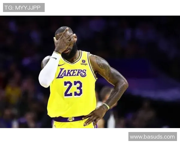 湖人七连胜!詹姆斯43分继续发挥稳定,领队战胜勇士取得胜利 湖人七连胜!詹姆斯43分继续发挥稳定,领队战胜勇士取得胜利