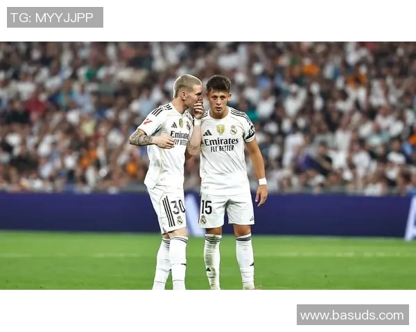 皇马被力压完败，里昂8-0横扫皇马，本泽马不遗憾：下次会好